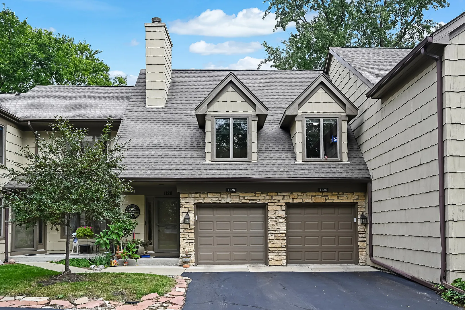 1128 Foxtail Court IL #1128