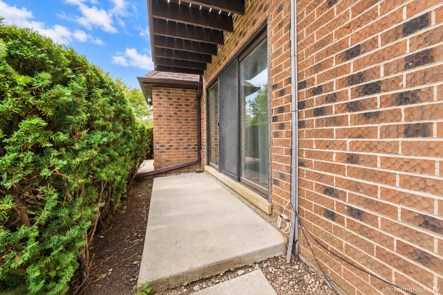 400 E KENSINGTON Road IL #B