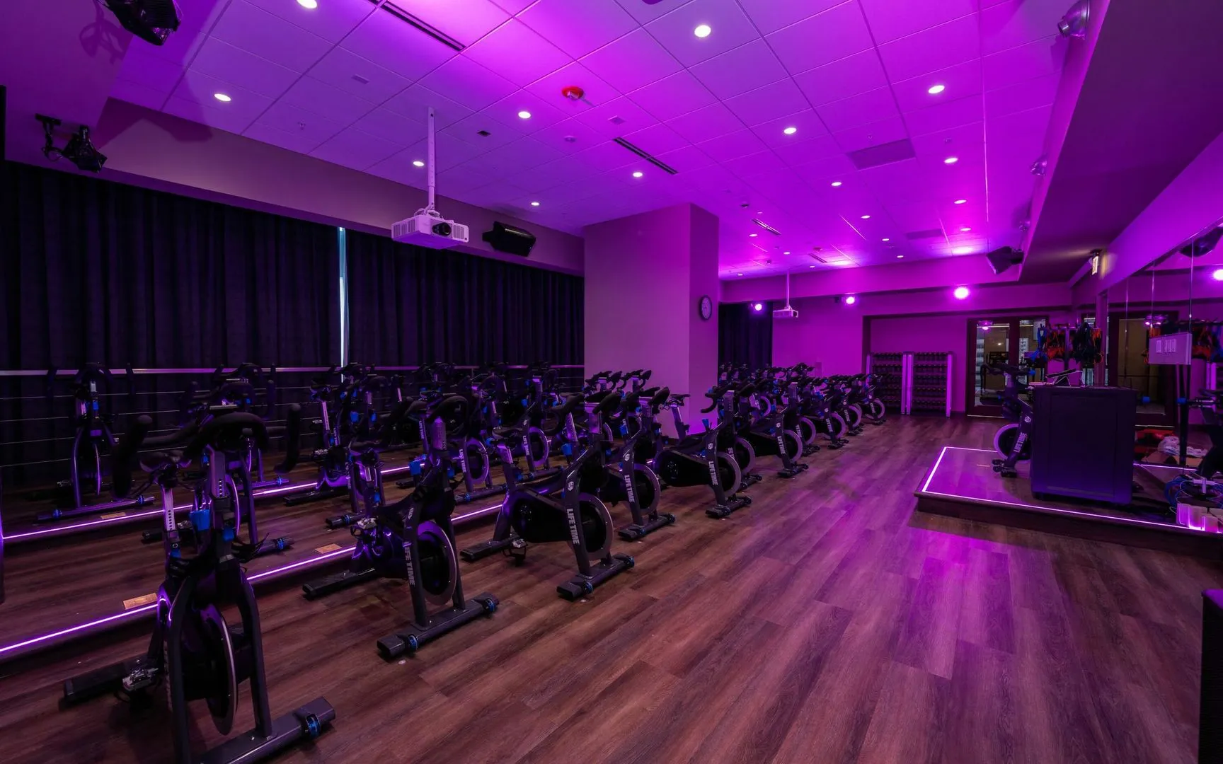 23 W Chicago Avenue IL #3401