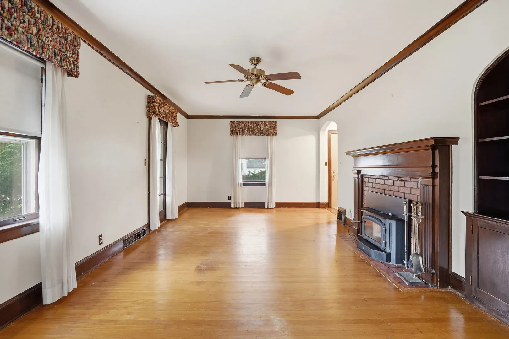 511 27th Avenue IL