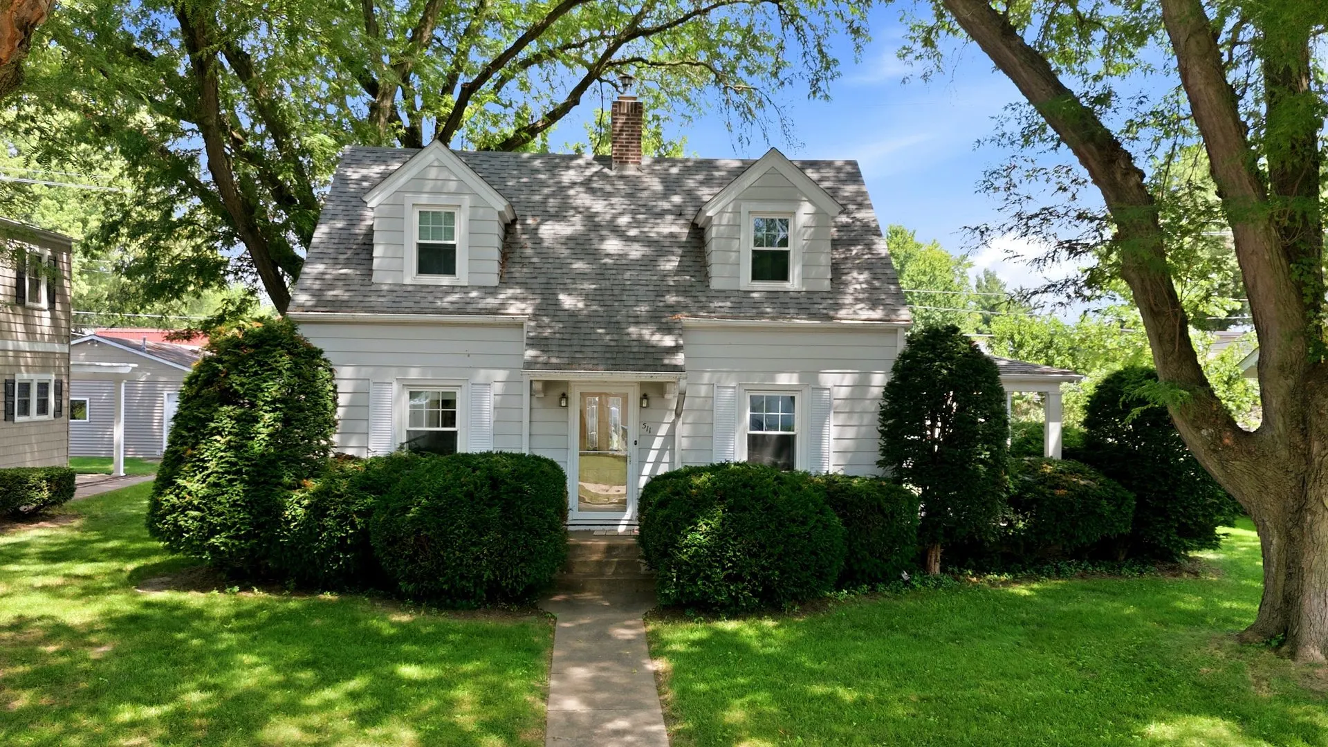 511 27th Avenue IL