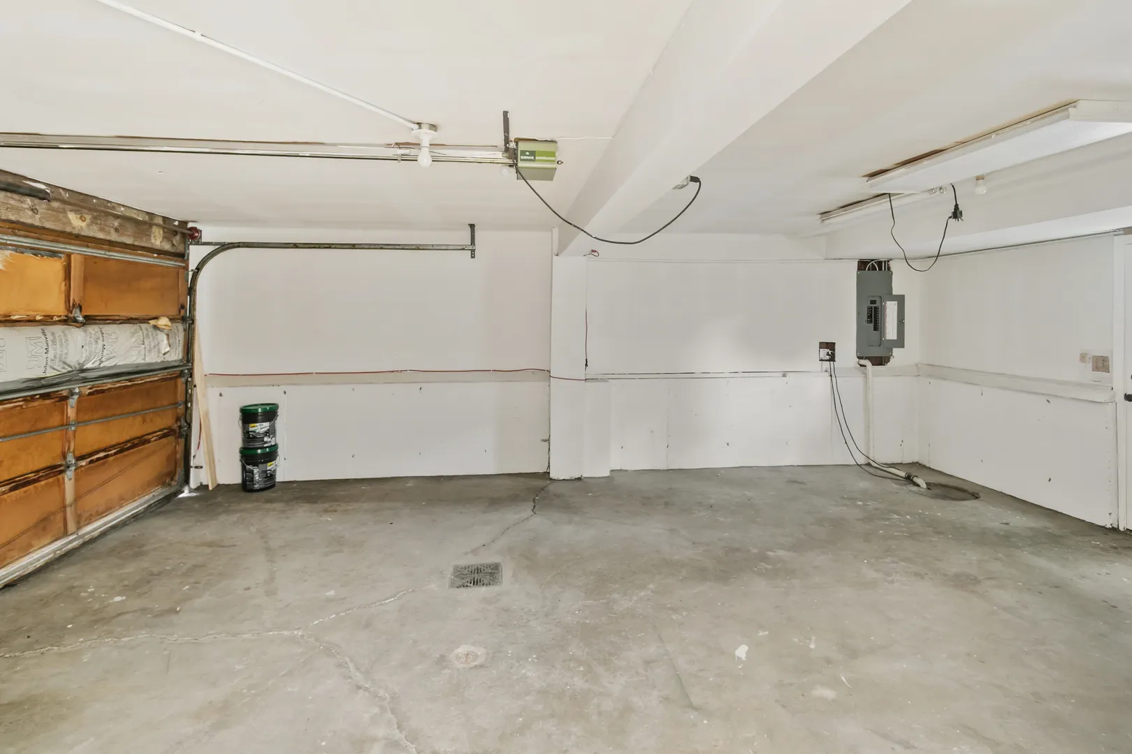 22W381 2nd Street IL