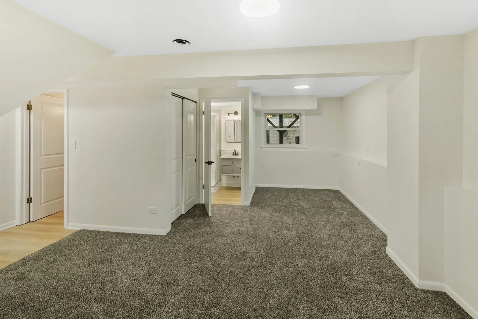 22W381 2nd Street IL