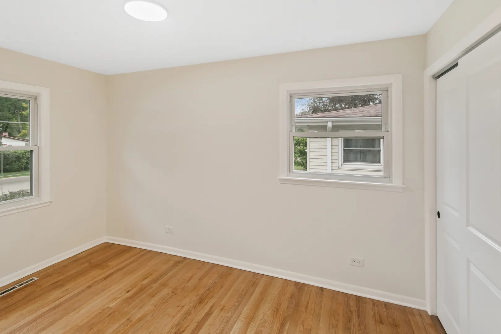 22W381 2nd Street IL
