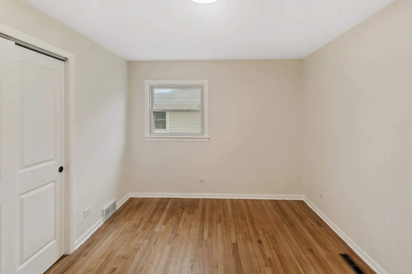22W381 2nd Street IL