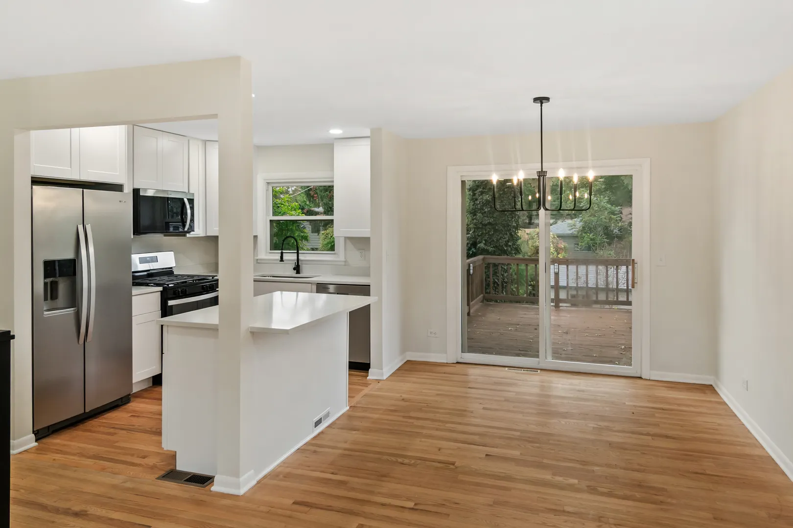 22W381 2nd Street IL