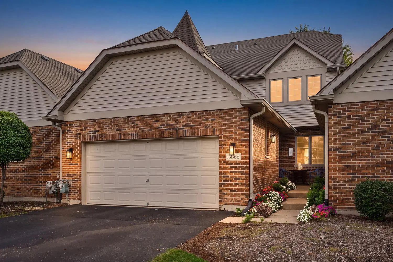 13866 STEEPLES Road IL