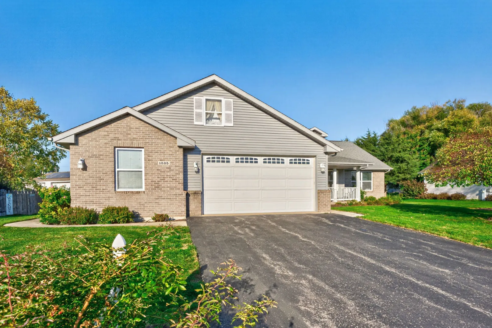 1535 WESTMONT Drive IL
