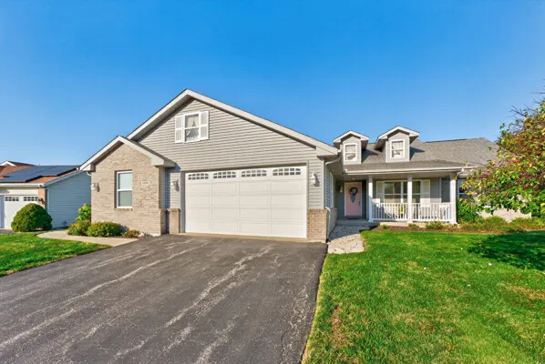 1535 WESTMONT Drive IL