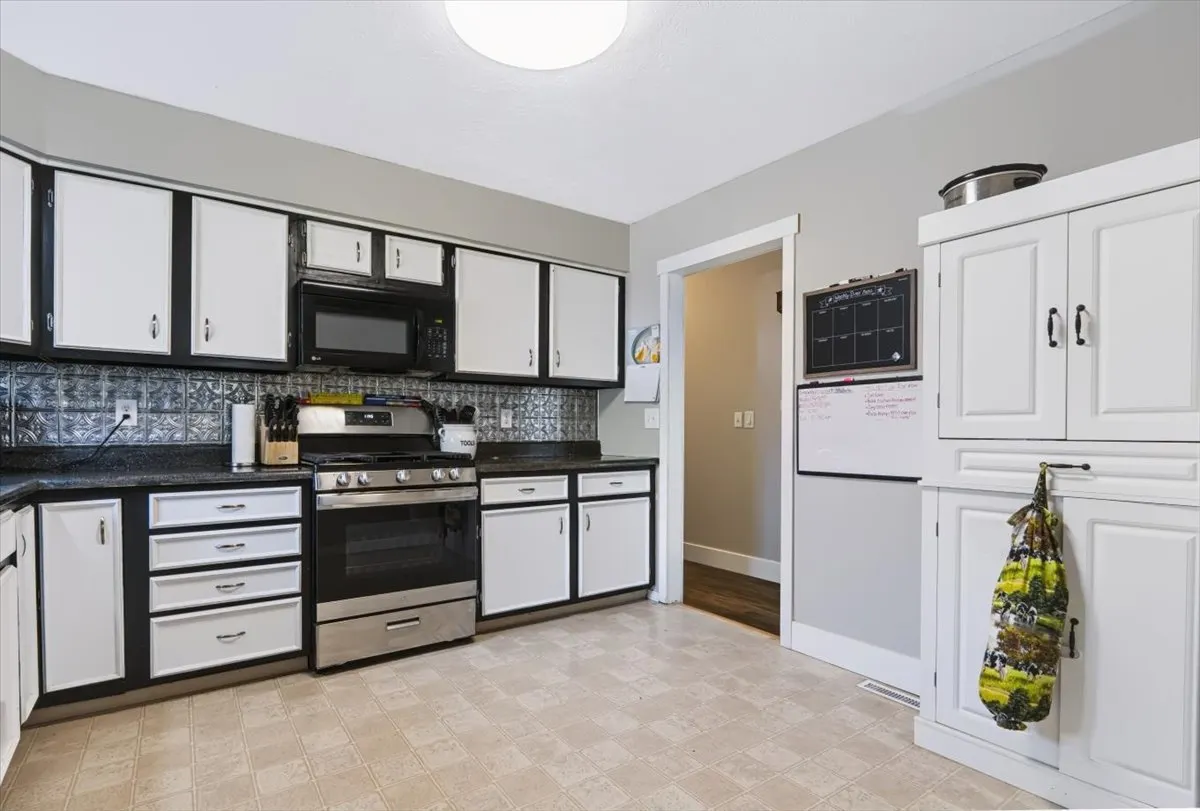 107 S Bayberry Court IL