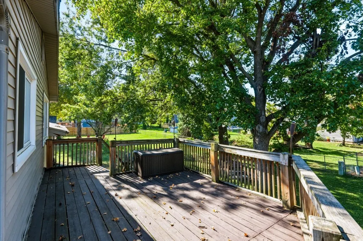 107 S Bayberry Court IL