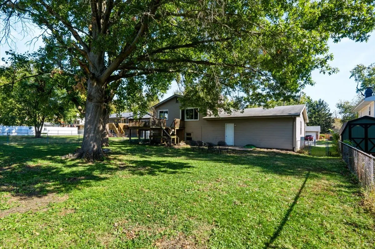 107 S Bayberry Court IL
