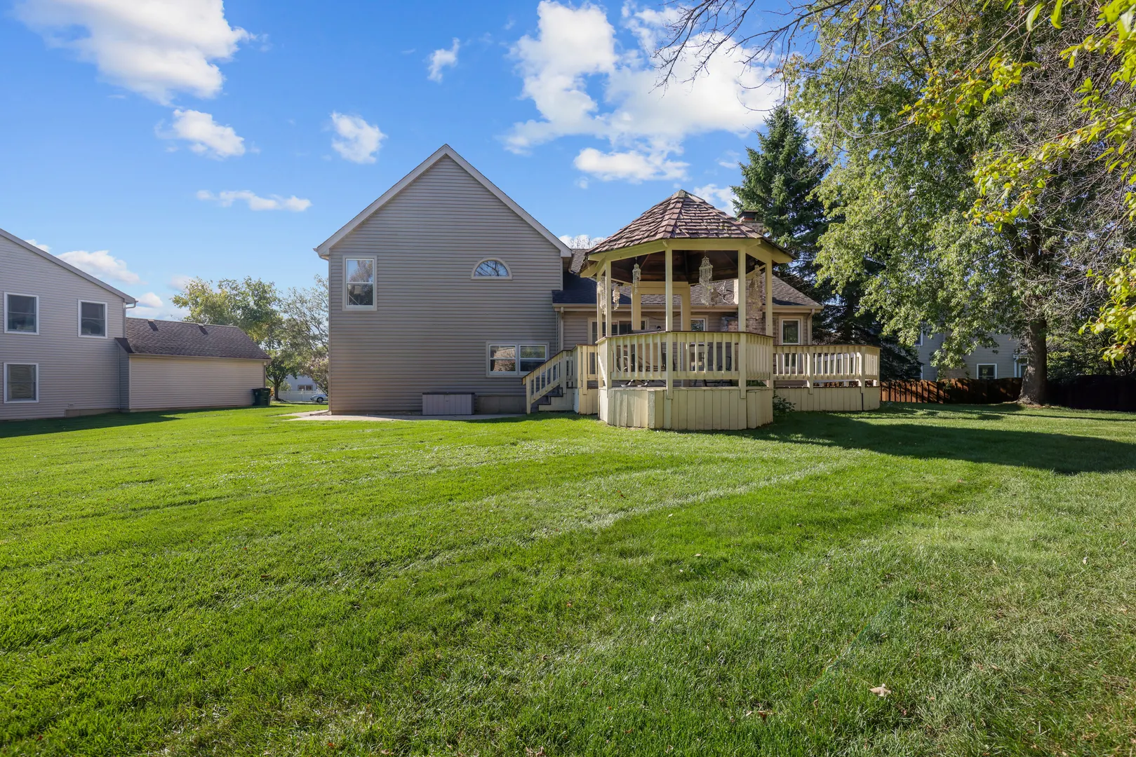 1173 N Clearwater Court IL