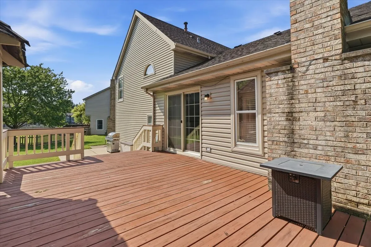 1173 N Clearwater Court IL