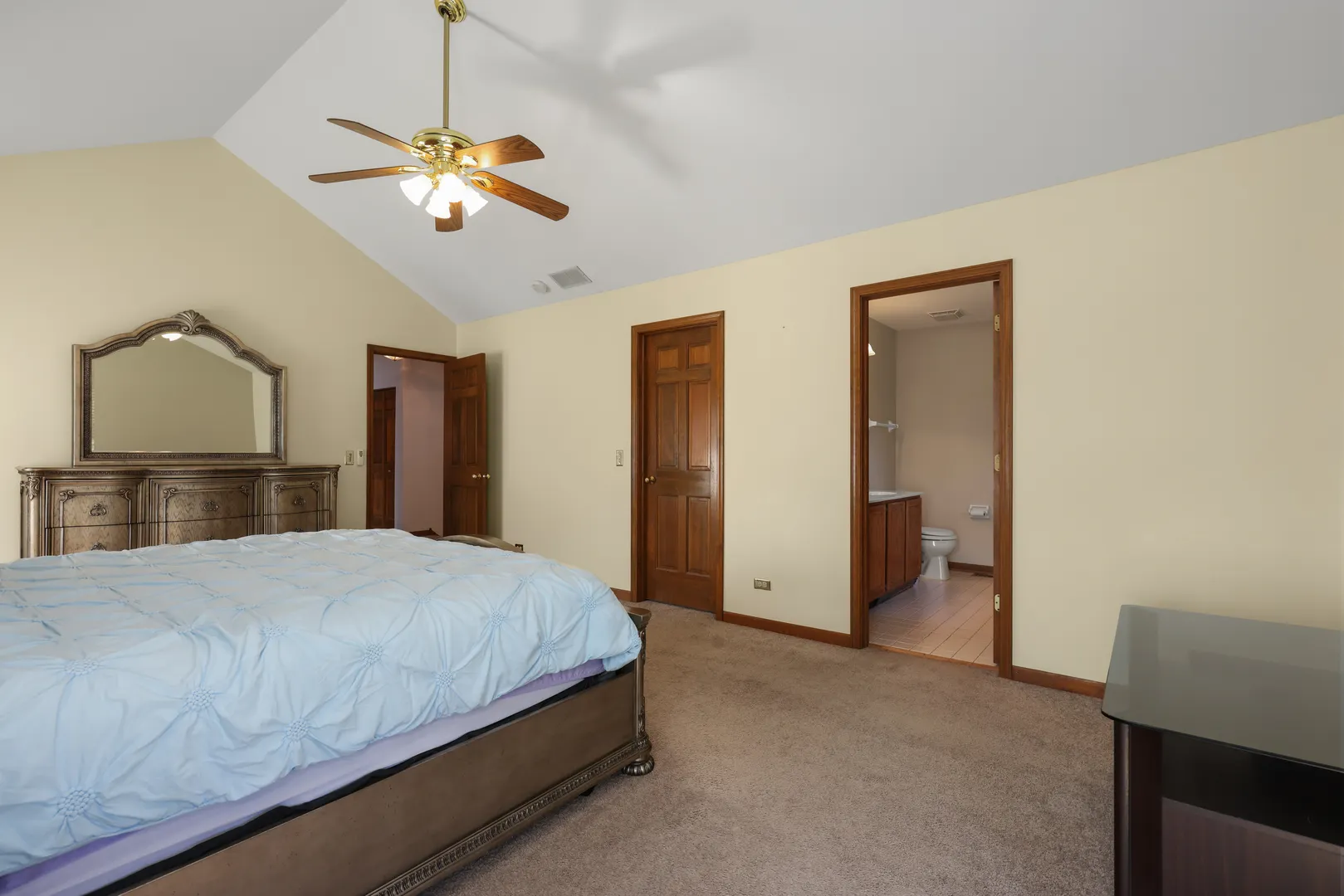 1173 N Clearwater Court IL