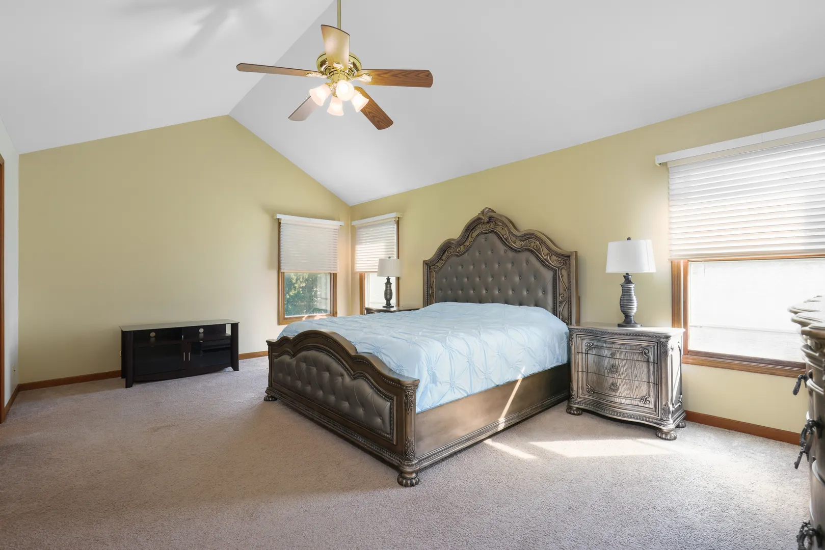 1173 N Clearwater Court IL