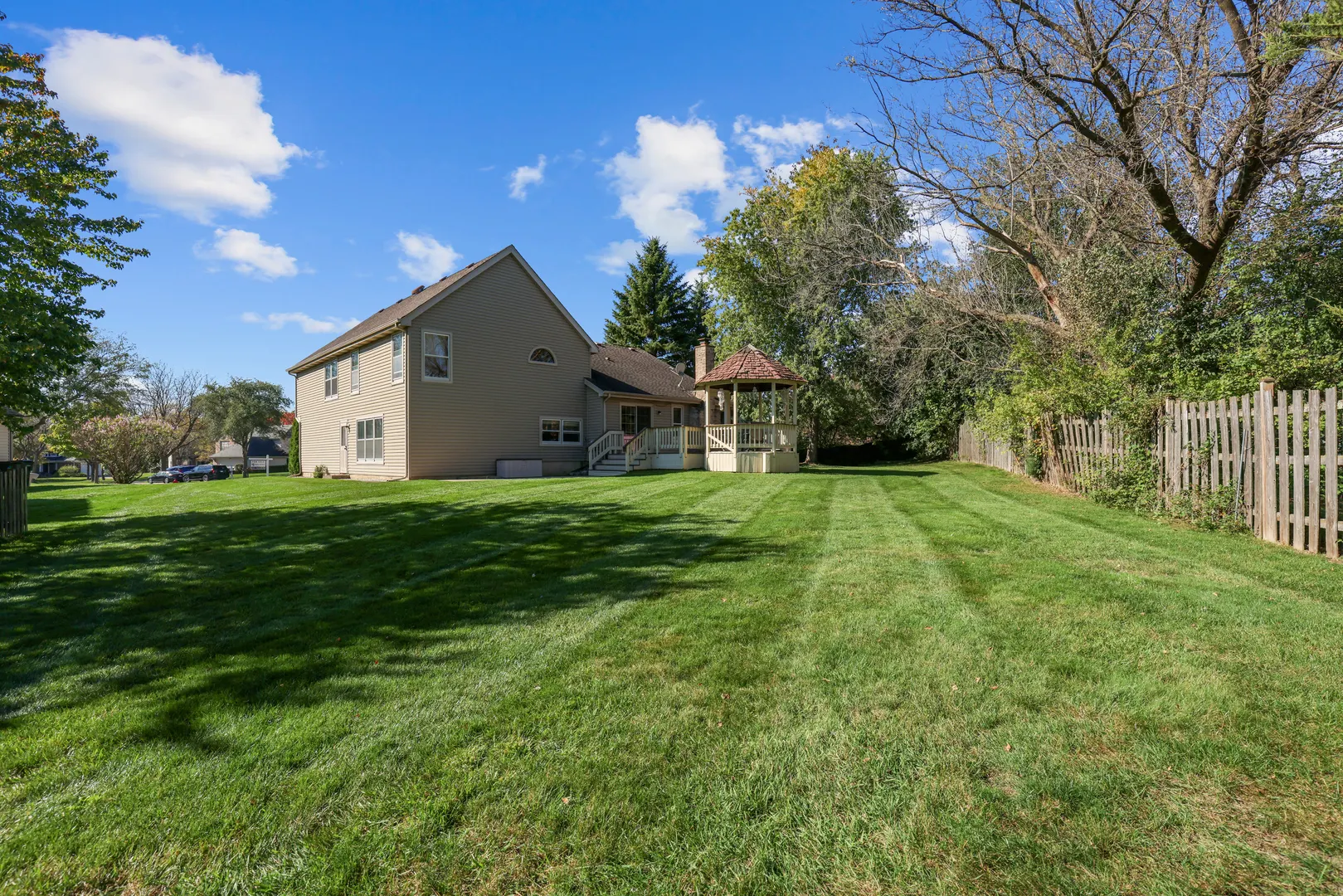 1173 N Clearwater Court IL