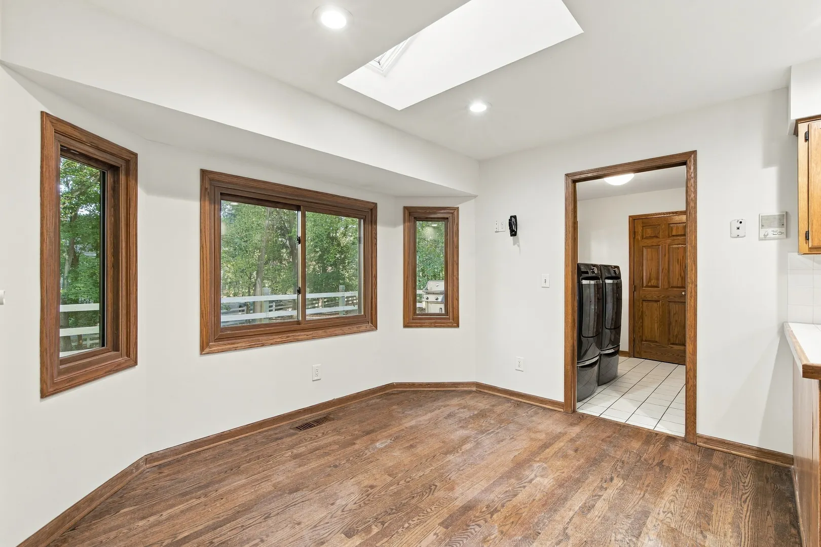 4516 Hillside Court IL
