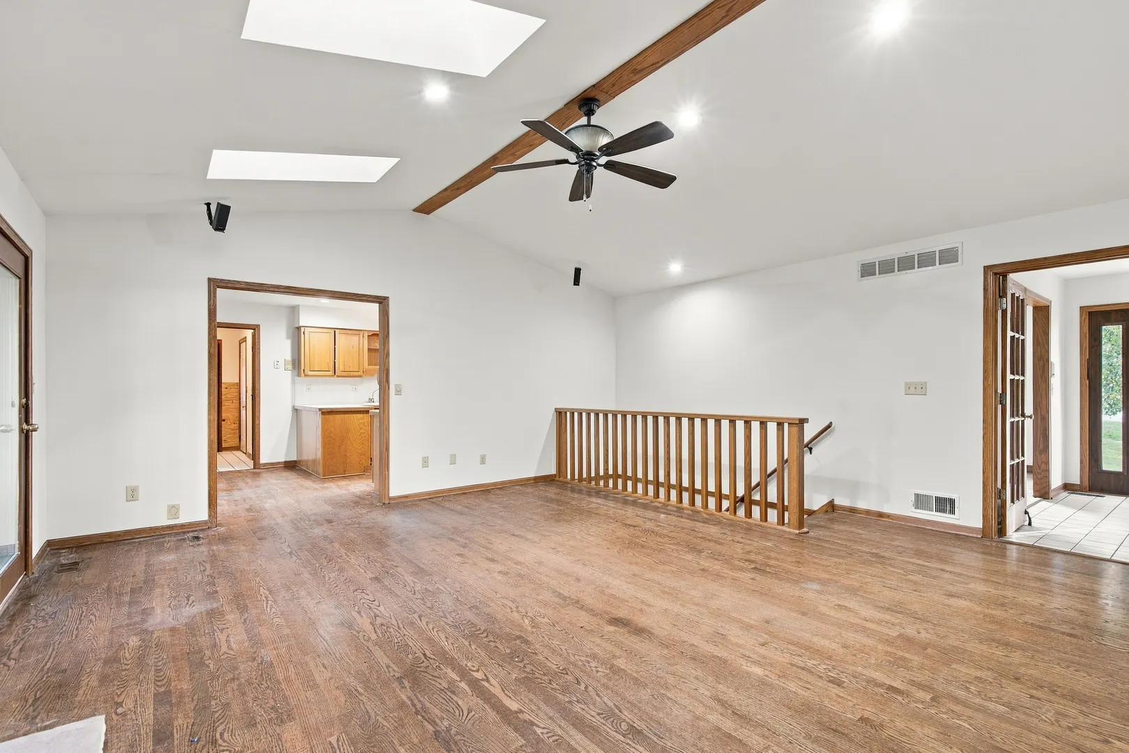 4516 Hillside Court IL