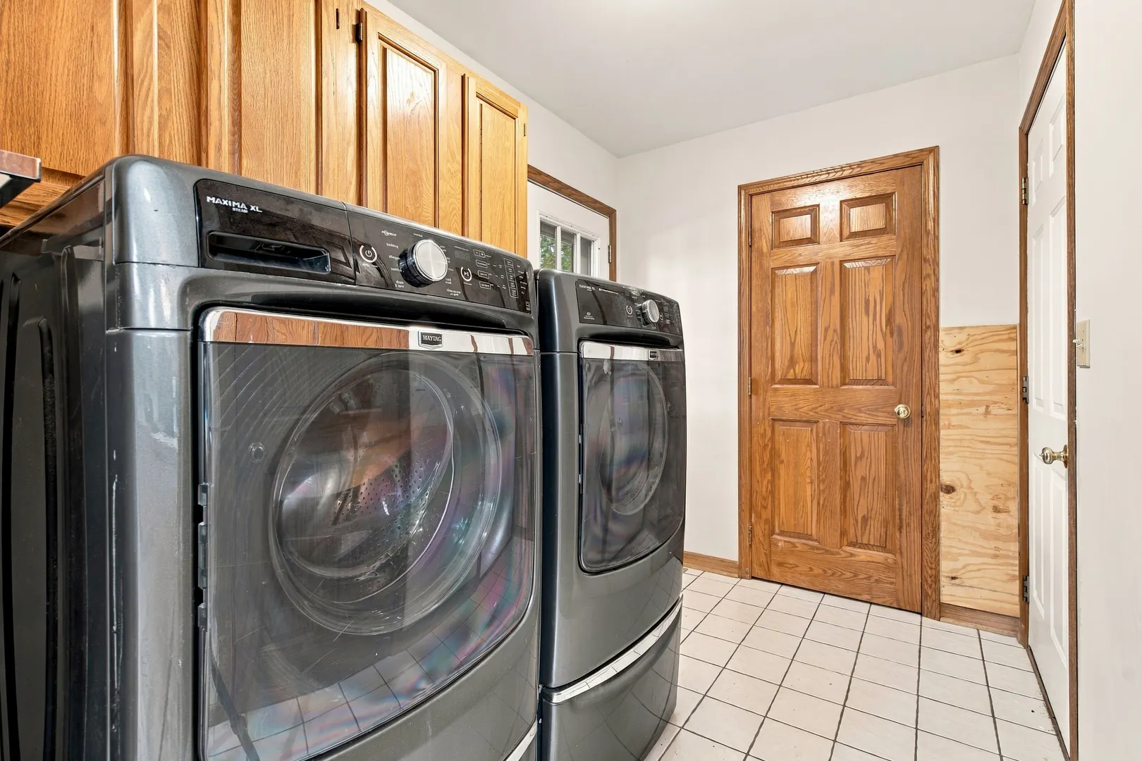 4516 Hillside Court IL