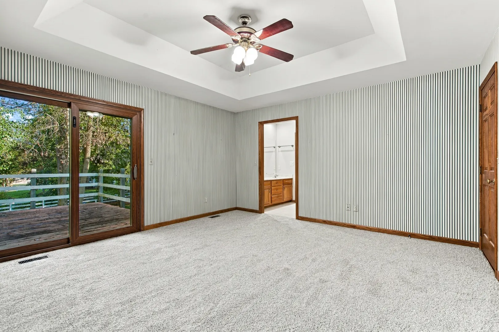 4516 Hillside Court IL