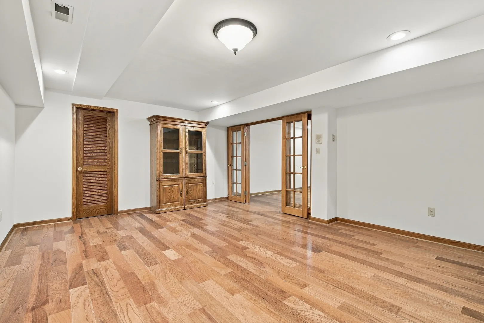 4516 Hillside Court IL