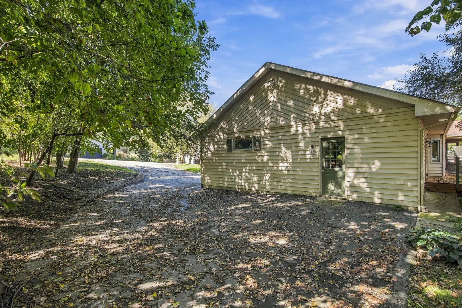 4516 Hillside Court IL