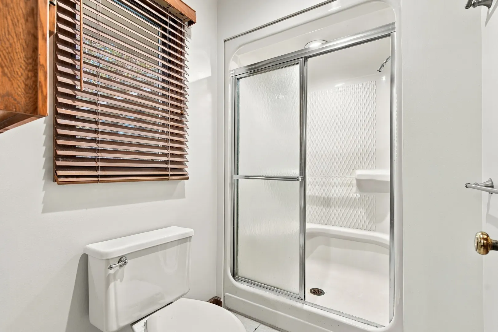 4516 Hillside Court IL