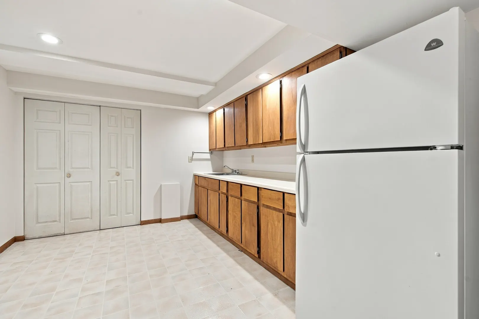 4516 Hillside Court IL