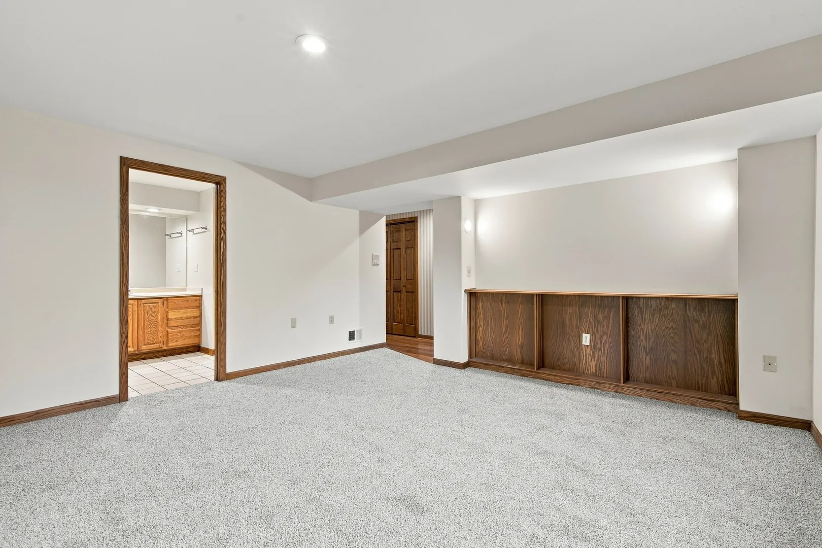 4516 Hillside Court IL