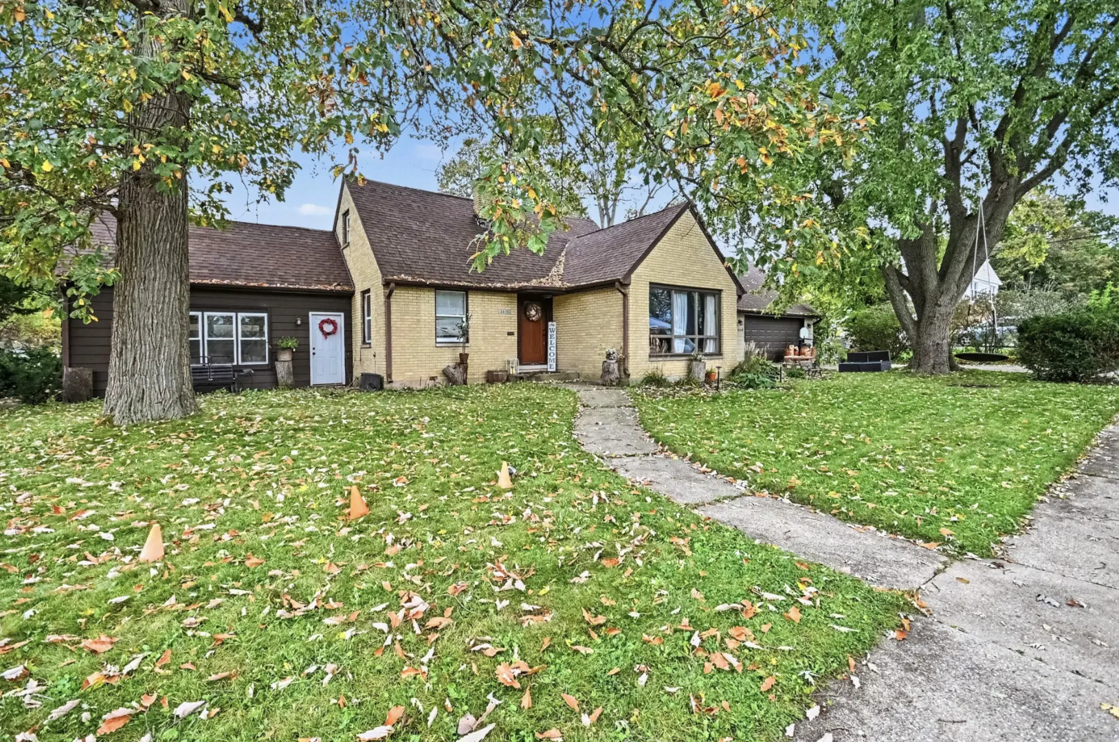 2115 LYDIA Street IL