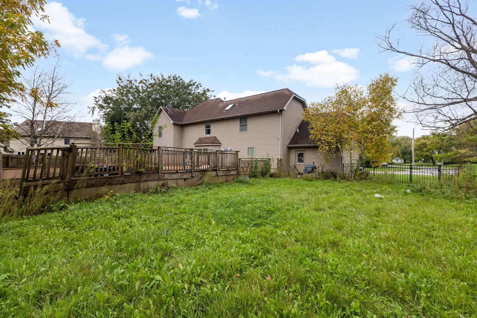 697 Fox Hollow IL