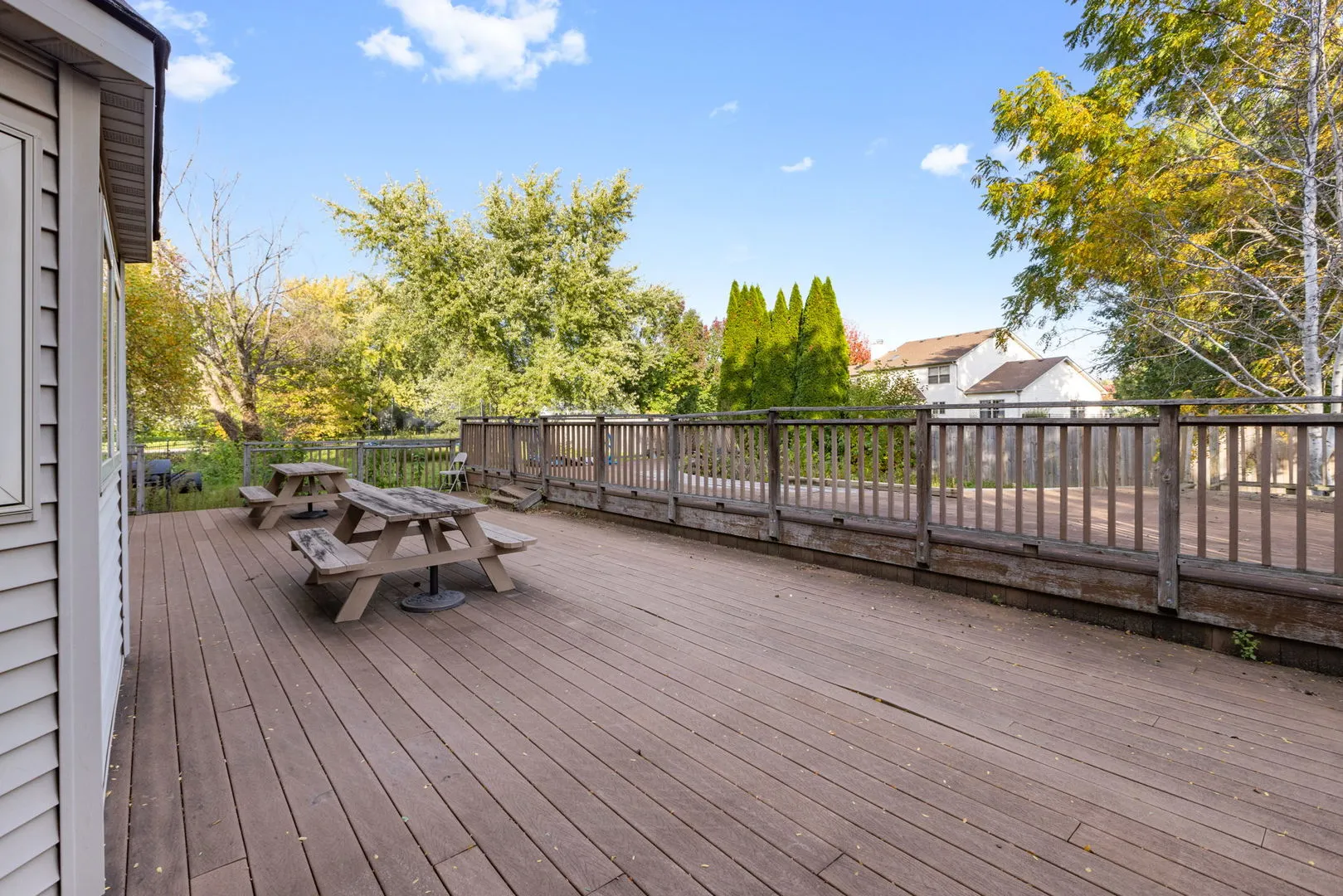 697 Fox Hollow IL