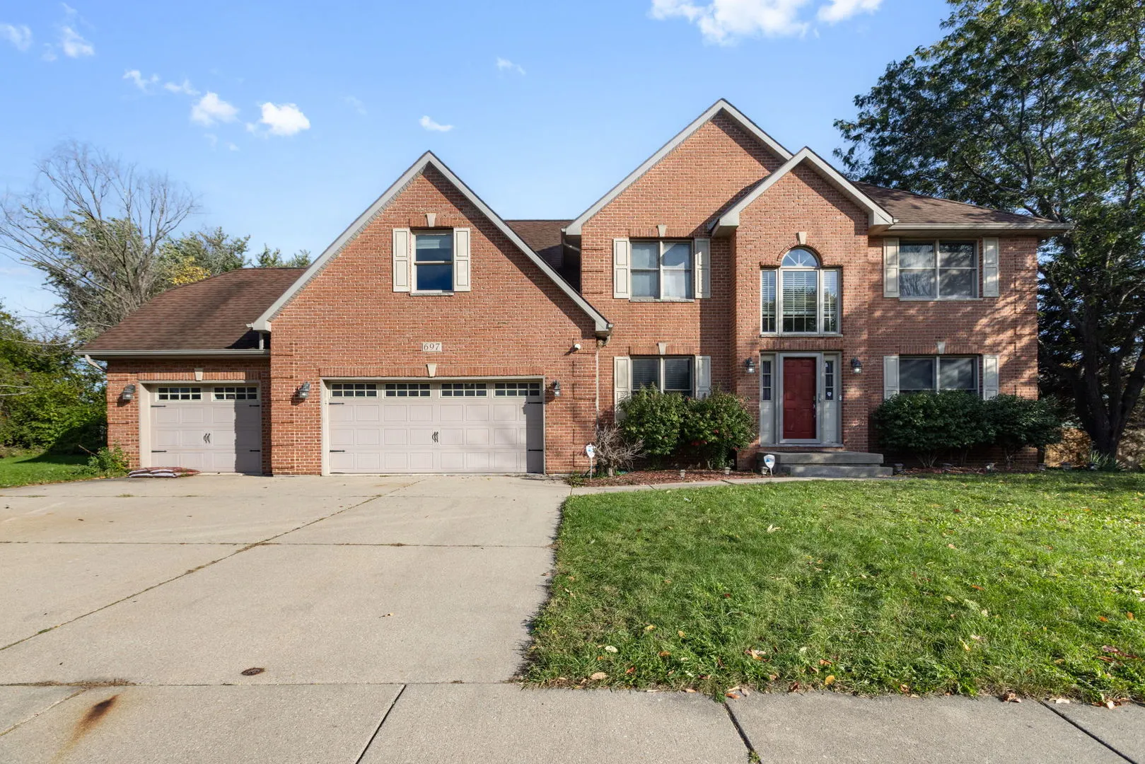 697 Fox Hollow IL