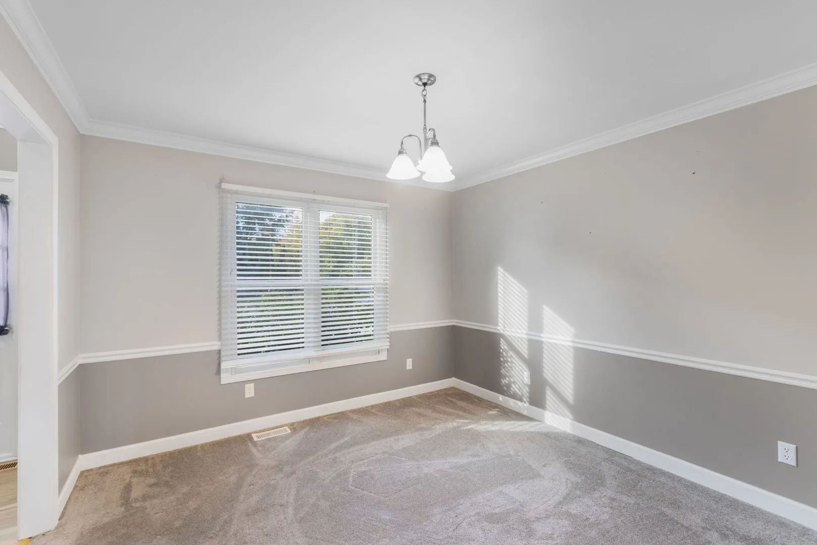 697 Fox Hollow IL