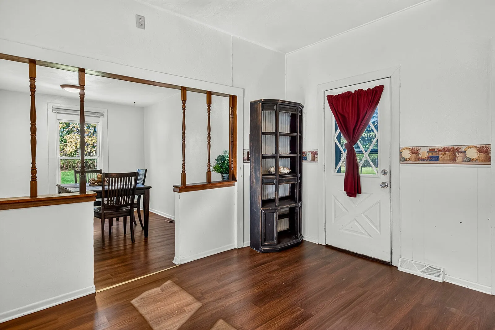 132 Walnut Street IL