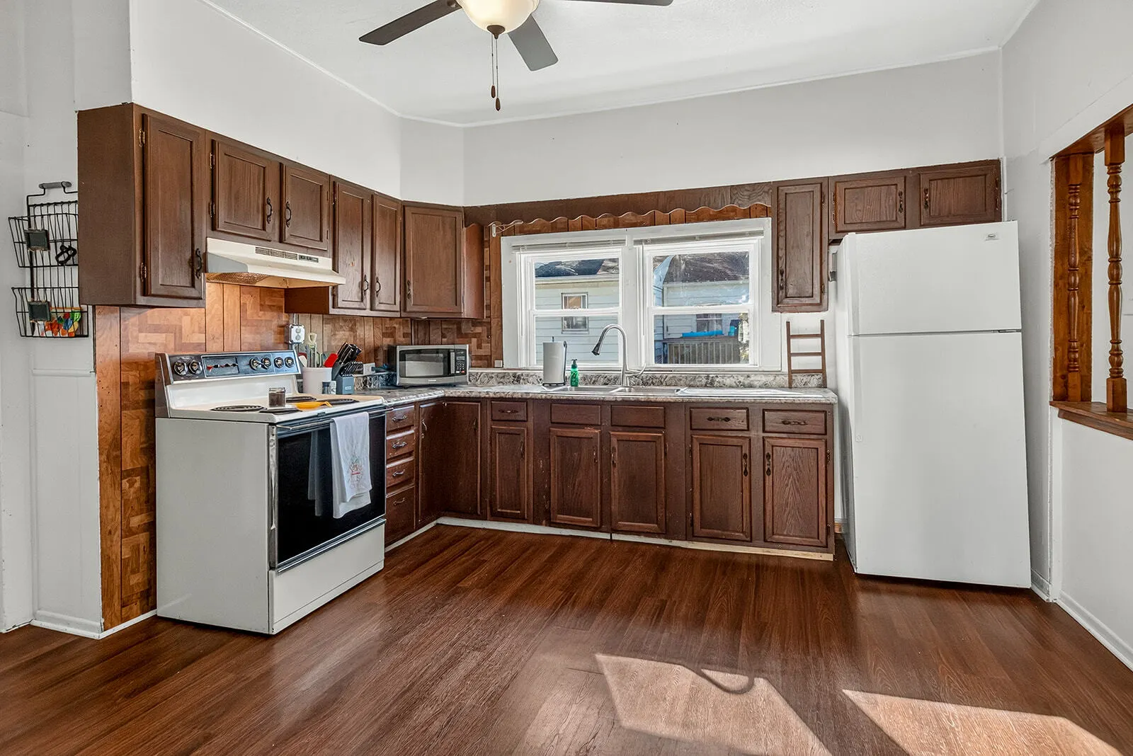 132 Walnut Street IL