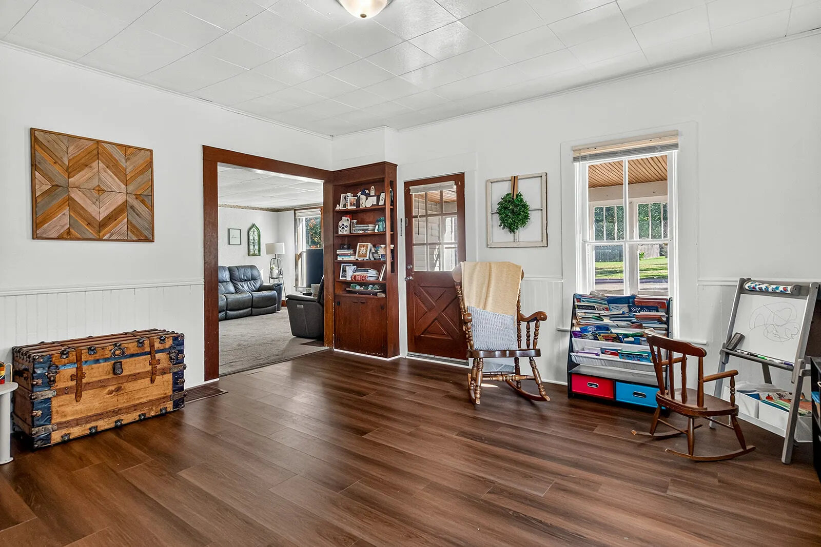 132 Walnut Street IL
