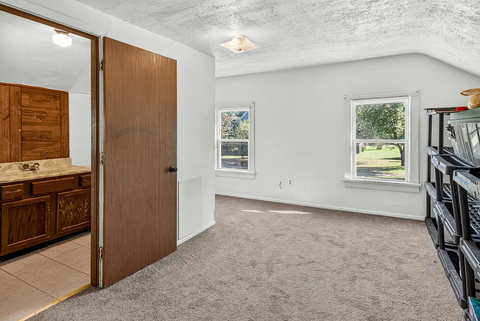 132 Walnut Street IL