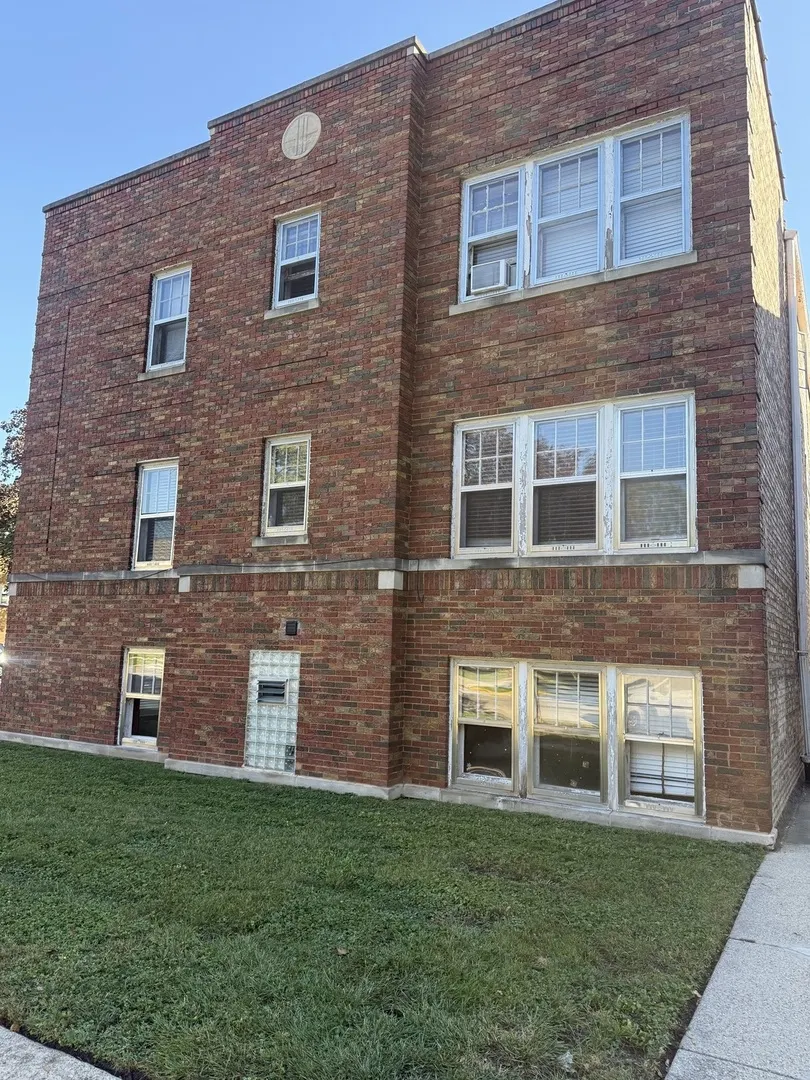 6620 18th Street IL