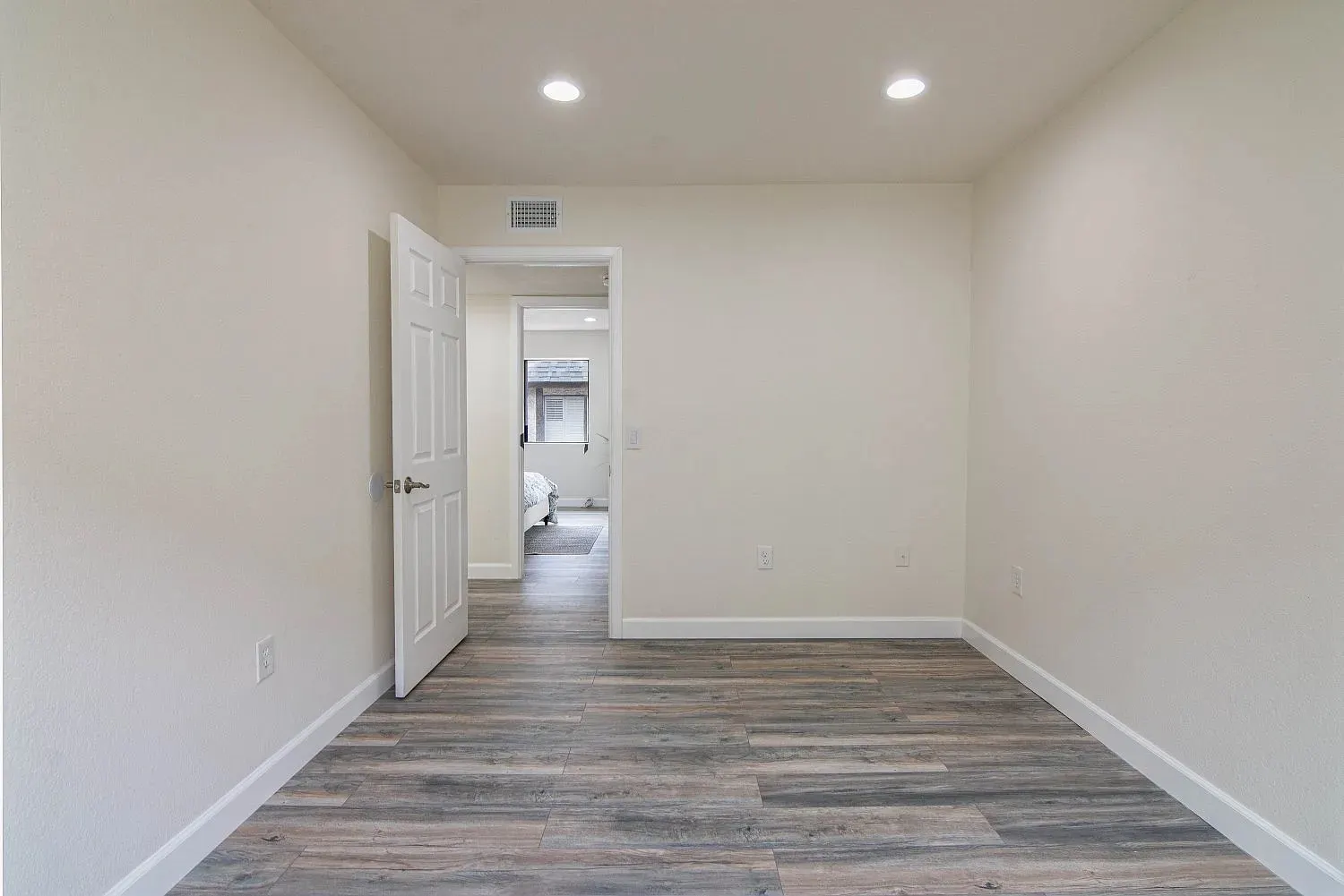 659 Alexander Street CA #5