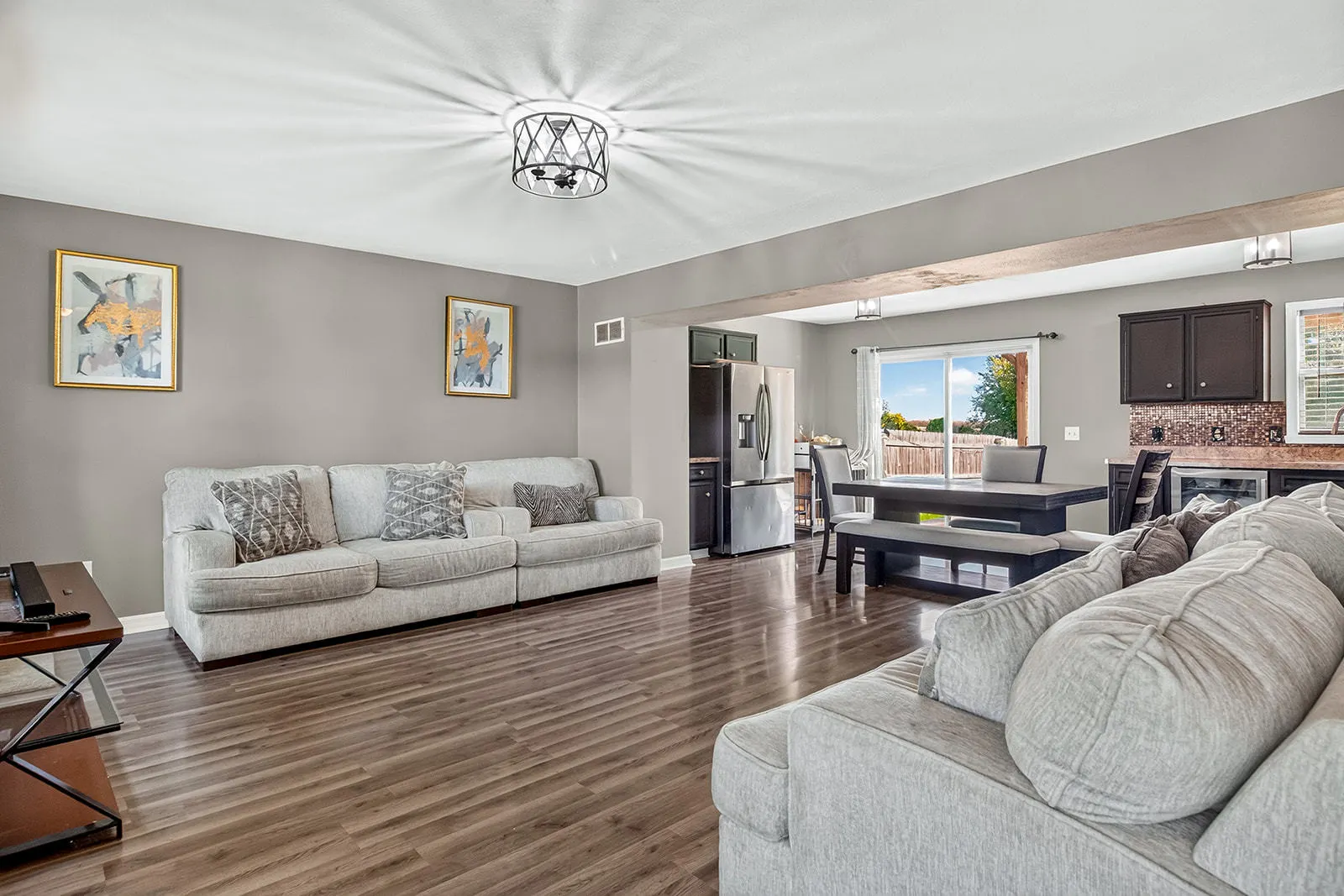 5033 Elmgate Drive IL
