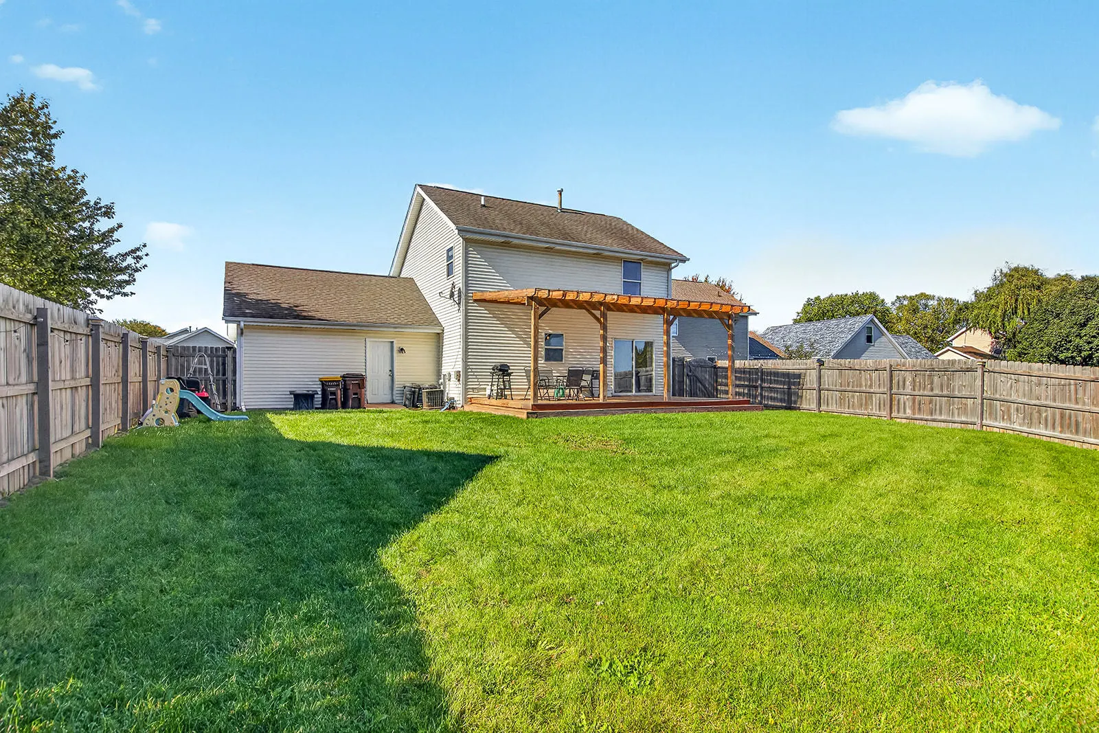 5033 Elmgate Drive IL