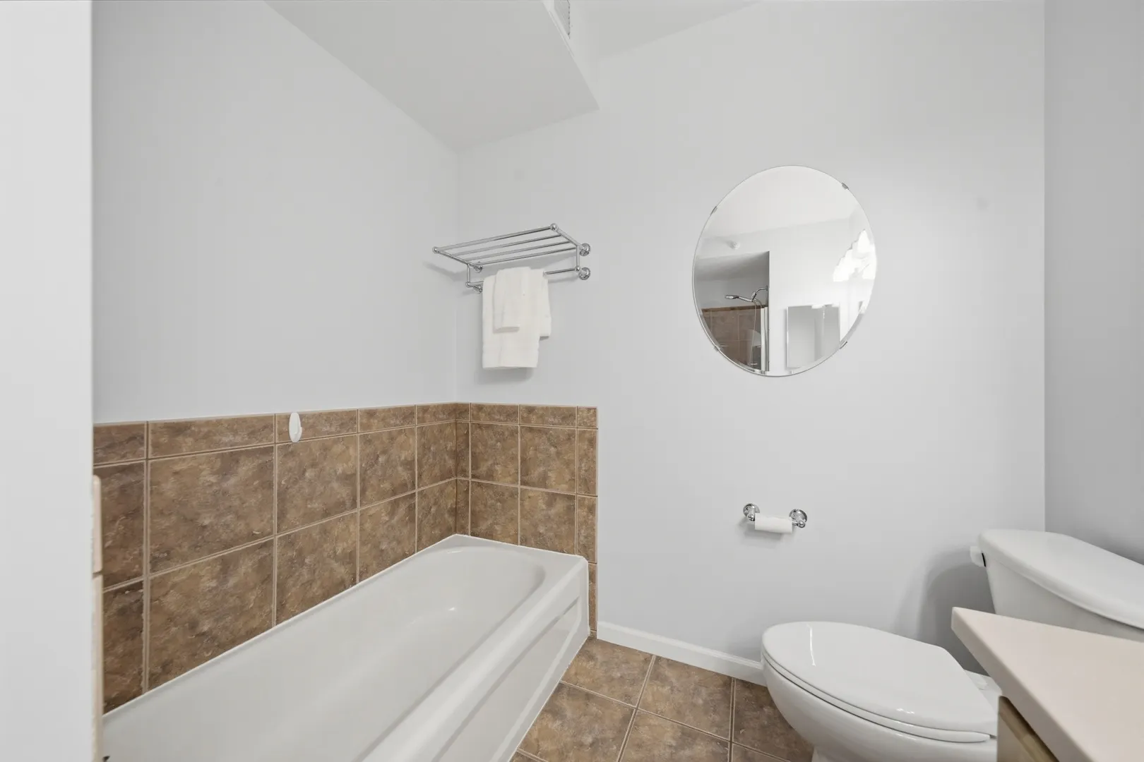 630 N state Street IL #1208