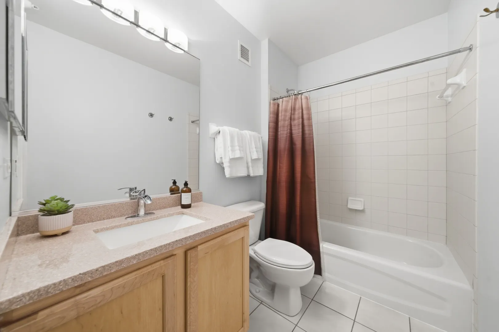 630 N state Street IL #1208