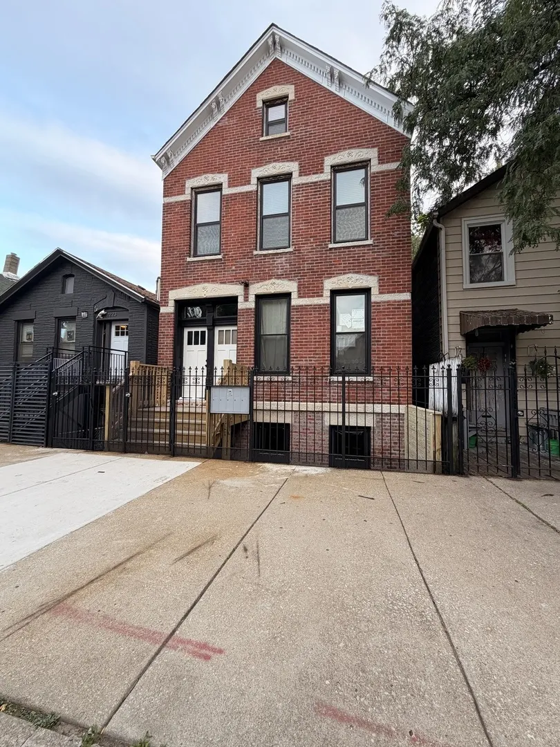 2227 W 21st Street IL #Garden