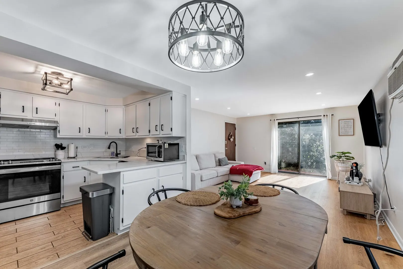 6650 W 64th Place IL #3W