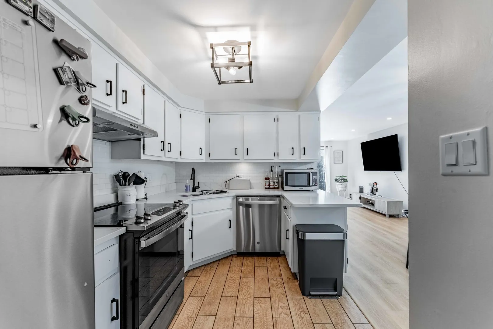 6650 W 64th Place IL #3W
