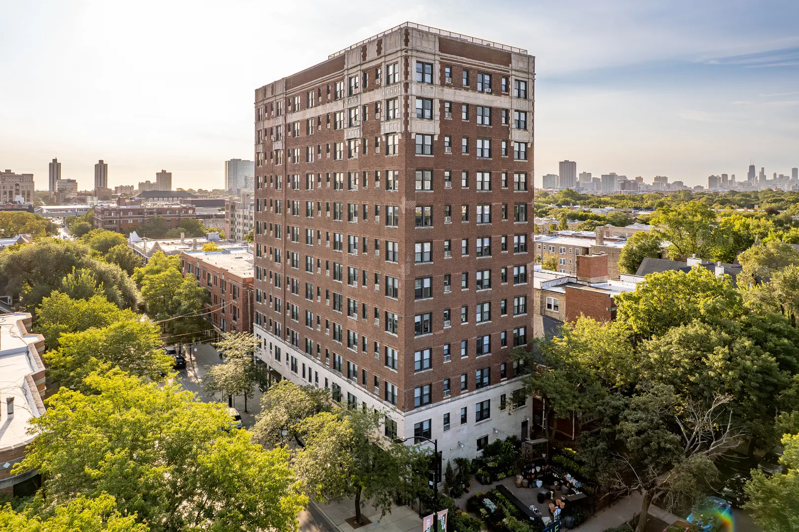 1325 W Wilson Avenue IL #306