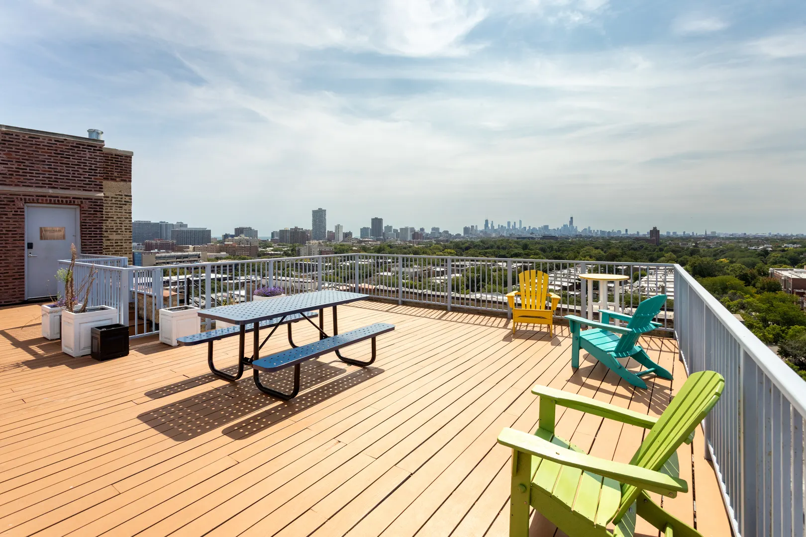 1325 W Wilson Avenue IL #306